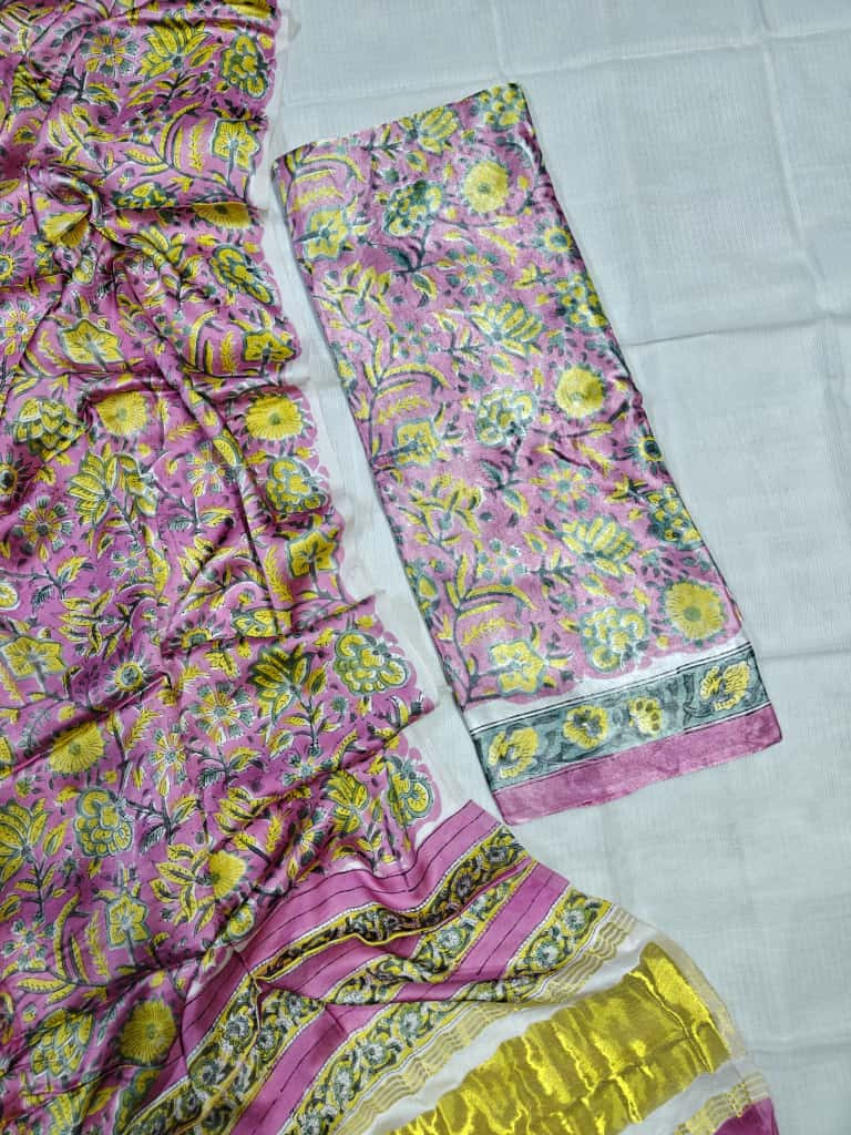 Pink Cotton Silk Blend Saree ,Hand Block Print and a Gold Zari Border